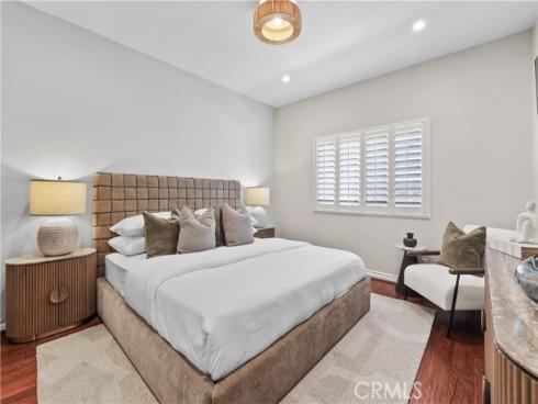 366 Villa Point , Newport Beach, CA