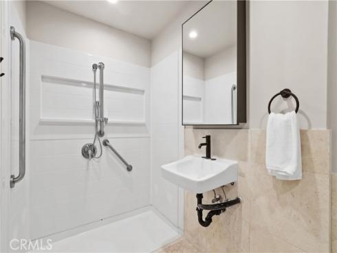366 Villa Point , Newport Beach, CA