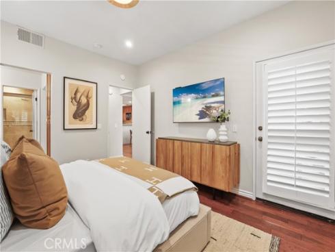 366 Villa Point , Newport Beach, CA