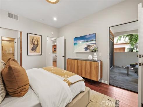 366 Villa Point , Newport Beach, CA