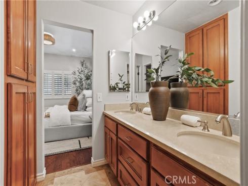 366 Villa Point , Newport Beach, CA