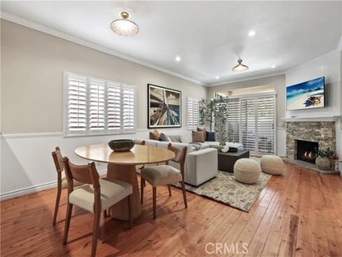 366 Villa Point , Newport Beach, CA