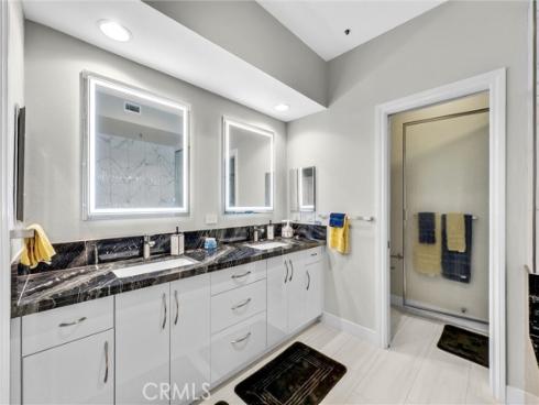 270 Cagney 207 , Newport Beach, CA