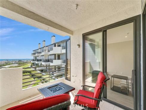 270 Cagney 207 , Newport Beach, CA