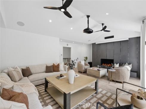 1998 Port Edward Circle, Newport Beach, CA