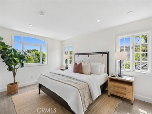 1998 Port Edward Circle, Newport Beach, CA