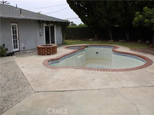 2306 Redlands , Newport Beach, CA