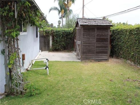 2306  Redlands  , Newport Beach, CA