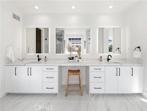 30 Long Bay , Newport Beach, CA