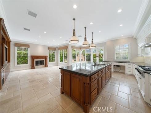 5 Thunderbird , Newport Beach, CA