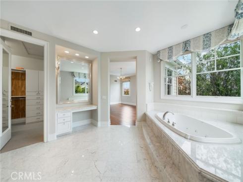 5 Thunderbird , Newport Beach, CA