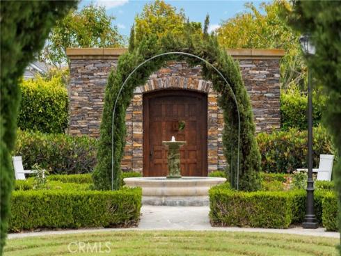 5 Thunderbird , Newport Beach, CA