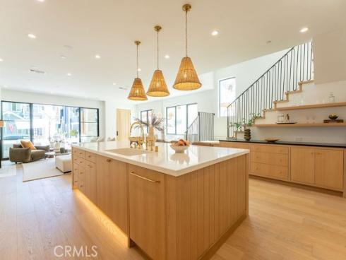 207 43rd Street , Newport Beach, CA