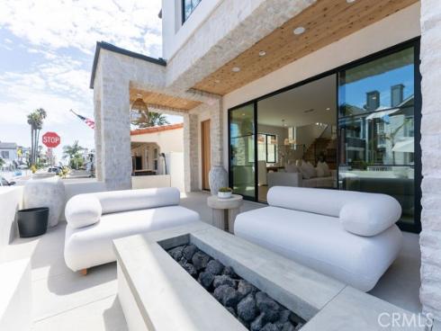 207 43rd Street , Newport Beach, CA