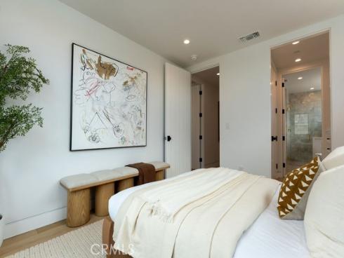 207  43rd Street  , Newport Beach, CA