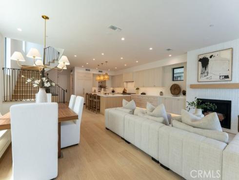 207 43rd Street , Newport Beach, CA