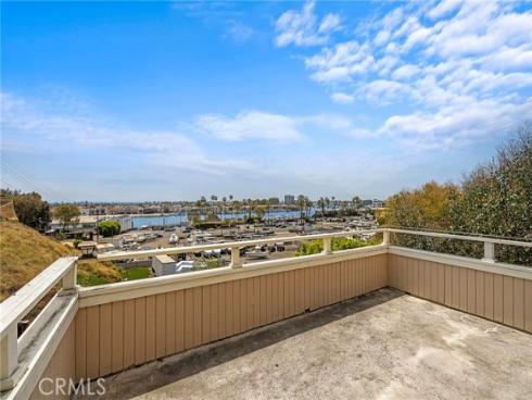 2209 Cliff Drive, Newport Beach, CA