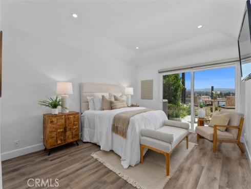 18 Cormorant Circle , Newport Beach, CA