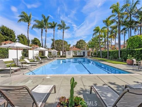 18 Cormorant Circle , Newport Beach, CA