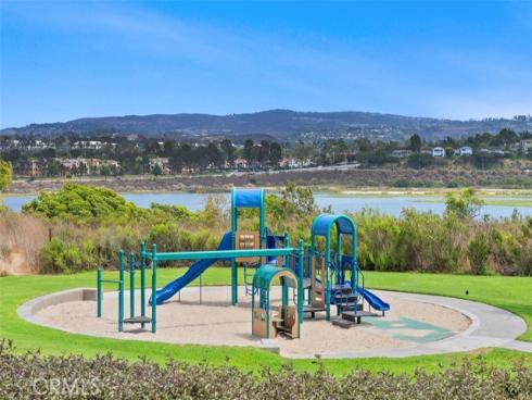 18 Cormorant Circle , Newport Beach, CA