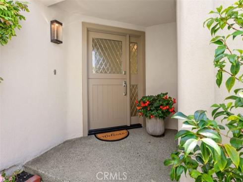 18 Cormorant Circle , Newport Beach, CA