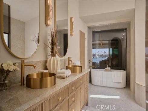 809 Via Lido Soud , Newport Beach, CA
