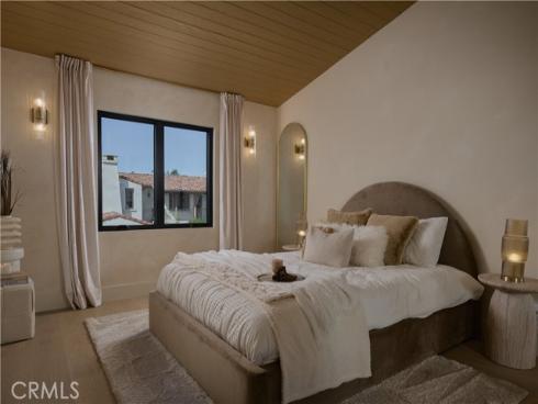809 Via Lido Soud , Newport Beach, CA