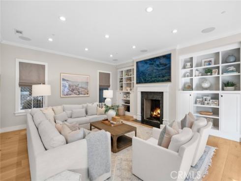 460 Santa Ana Avenue, Newport Beach, CA