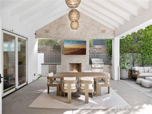460 Santa Ana Avenue, Newport Beach, CA