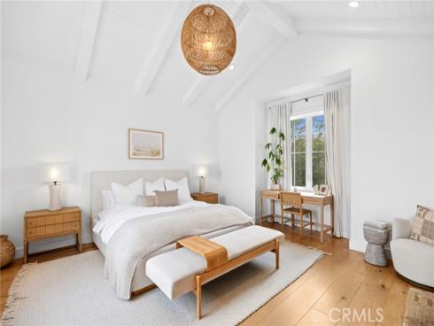 460 Santa Ana Avenue, Newport Beach, CA