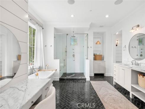 460 Santa Ana Avenue, Newport Beach, CA