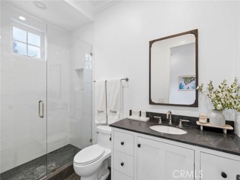 460 Santa Ana Avenue, Newport Beach, CA