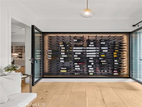 460 Santa Ana Avenue, Newport Beach, CA