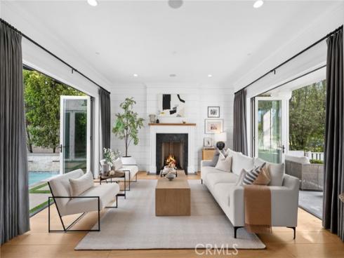 460 Santa Ana Avenue, Newport Beach, CA