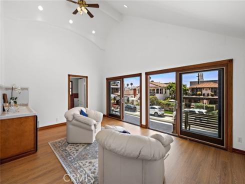 1444 W Bay   Avenue, Newport Beach, CA