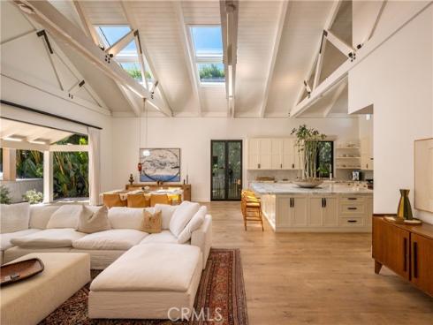 2419  Santiago  , Newport Beach, CA