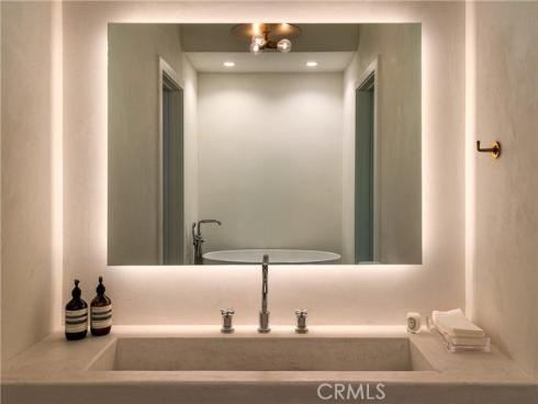 2419  Santiago  , Newport Beach, CA