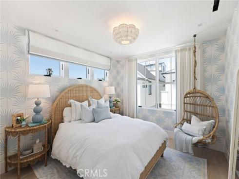1416 E Balboa Boulevard, Newport Beach, CA