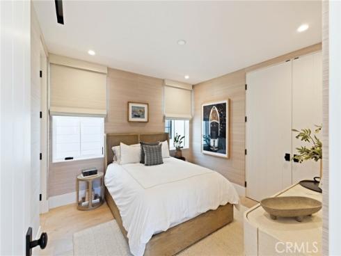 1416 E Balboa Boulevard, Newport Beach, CA