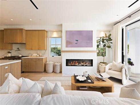 1416 E Balboa Boulevard, Newport Beach, CA