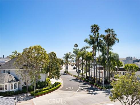 1416 E Balboa Boulevard, Newport Beach, CA