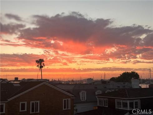 1416 E Balboa Boulevard, Newport Beach, CA