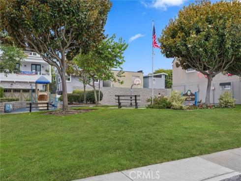 122 Agate , Newport Beach, CA