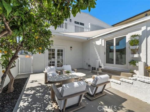 233 Santa Ana , Newport Beach, CA
