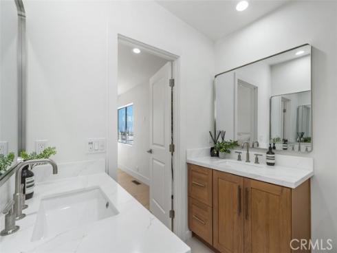 233 Santa Ana , Newport Beach, CA