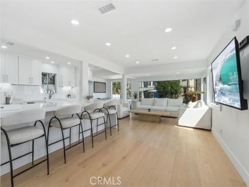 233 Santa Ana , Newport Beach, CA