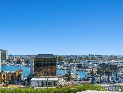 233 Santa Ana , Newport Beach, CA