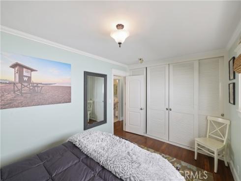 2156 E Ocean , Newport Beach, CA