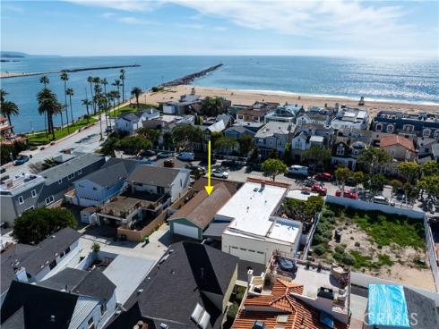 2156 E Ocean , Newport Beach, CA