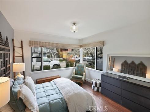 1735 E Ocean , Newport Beach, CA